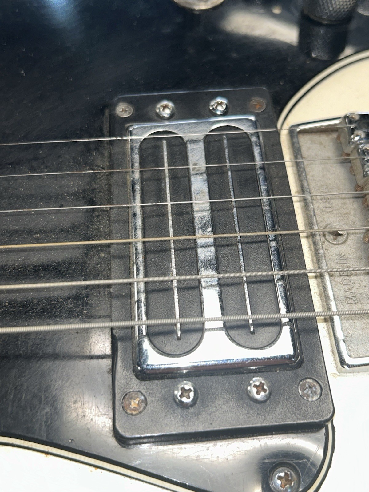 1982 Peavey T60 Electric Guitar – White – USA