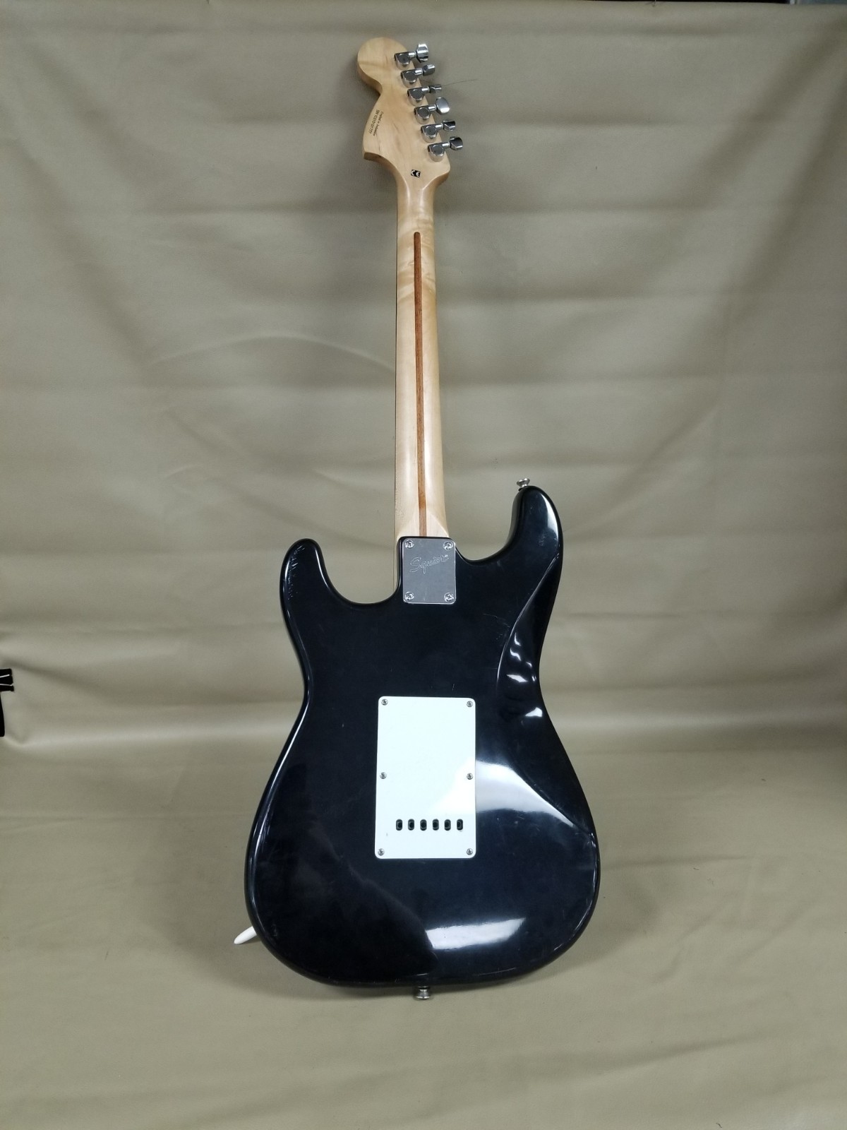 Squier Strat Electric Guitar WORKS! READ!