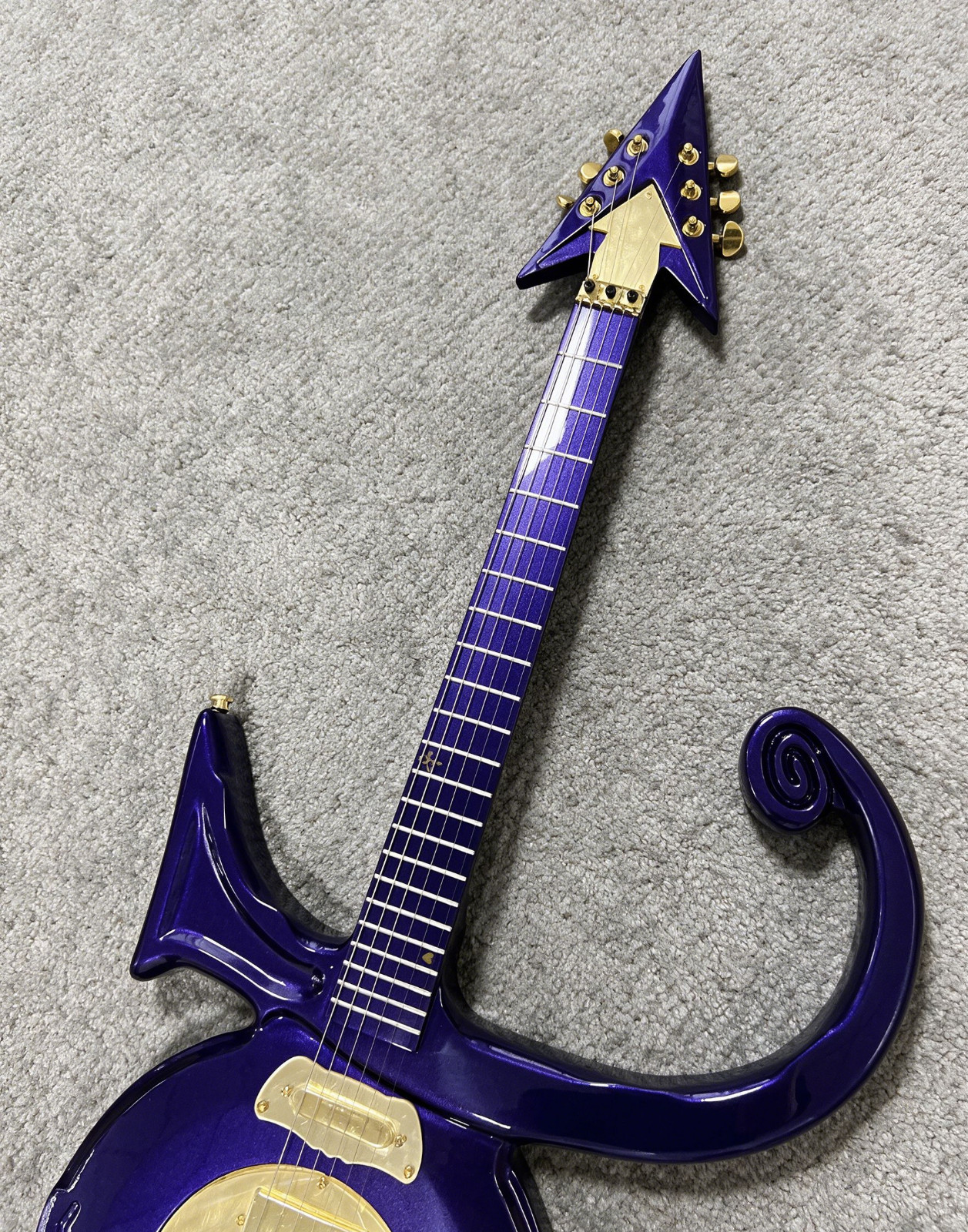 US Warehouse Purple Prince “Love Symbol” Style Electric Guitar Gold Hardware