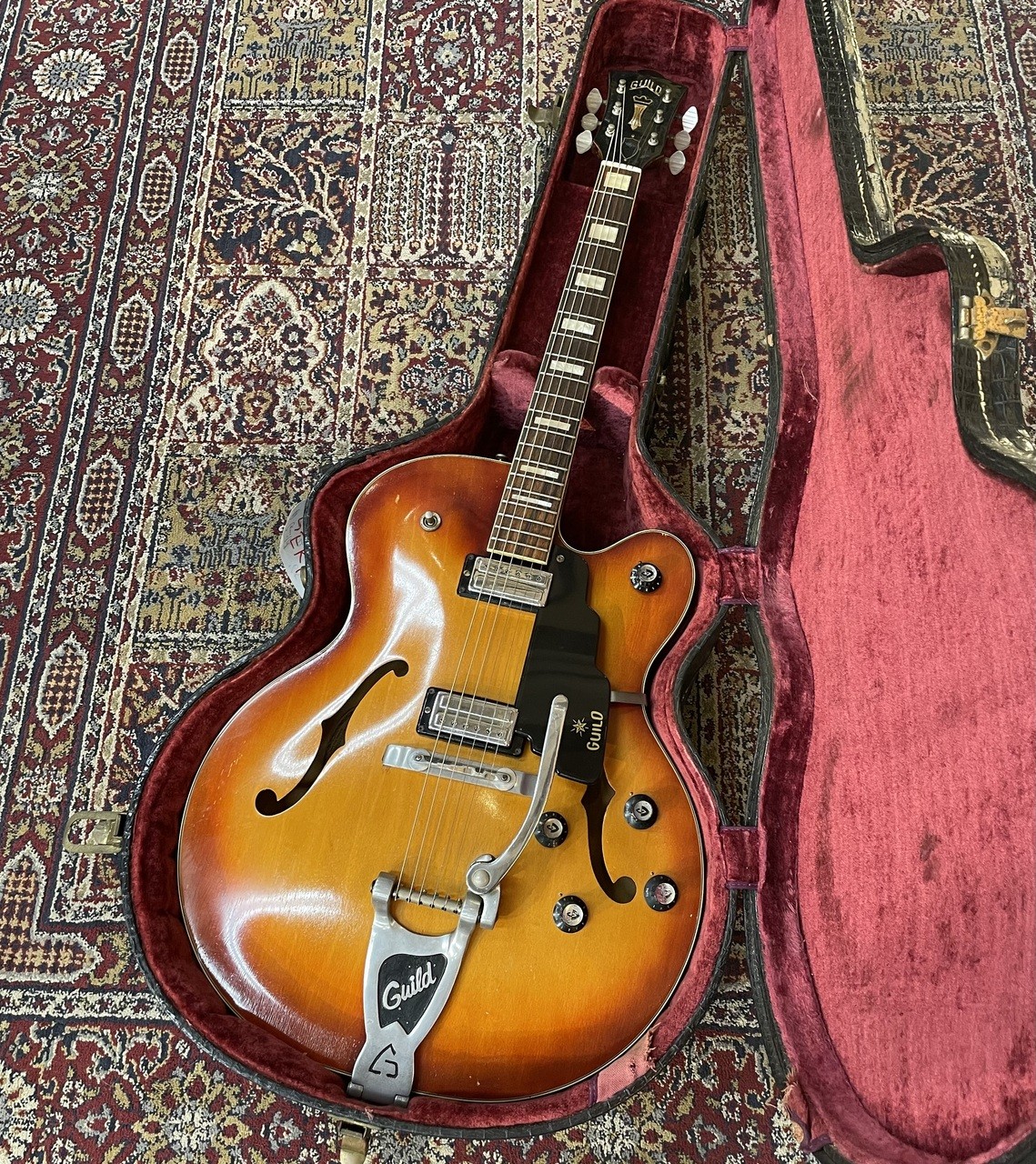 Guild Duane Eddy Signature DE-400 1965 Vintage 17″ Laminate Maple Guitar