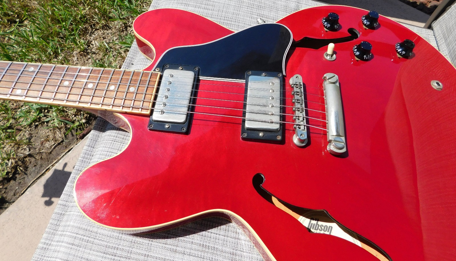 Gibson ES-335 Dot Reissue Semi-Hollow Electric Guitar Cherry 1995