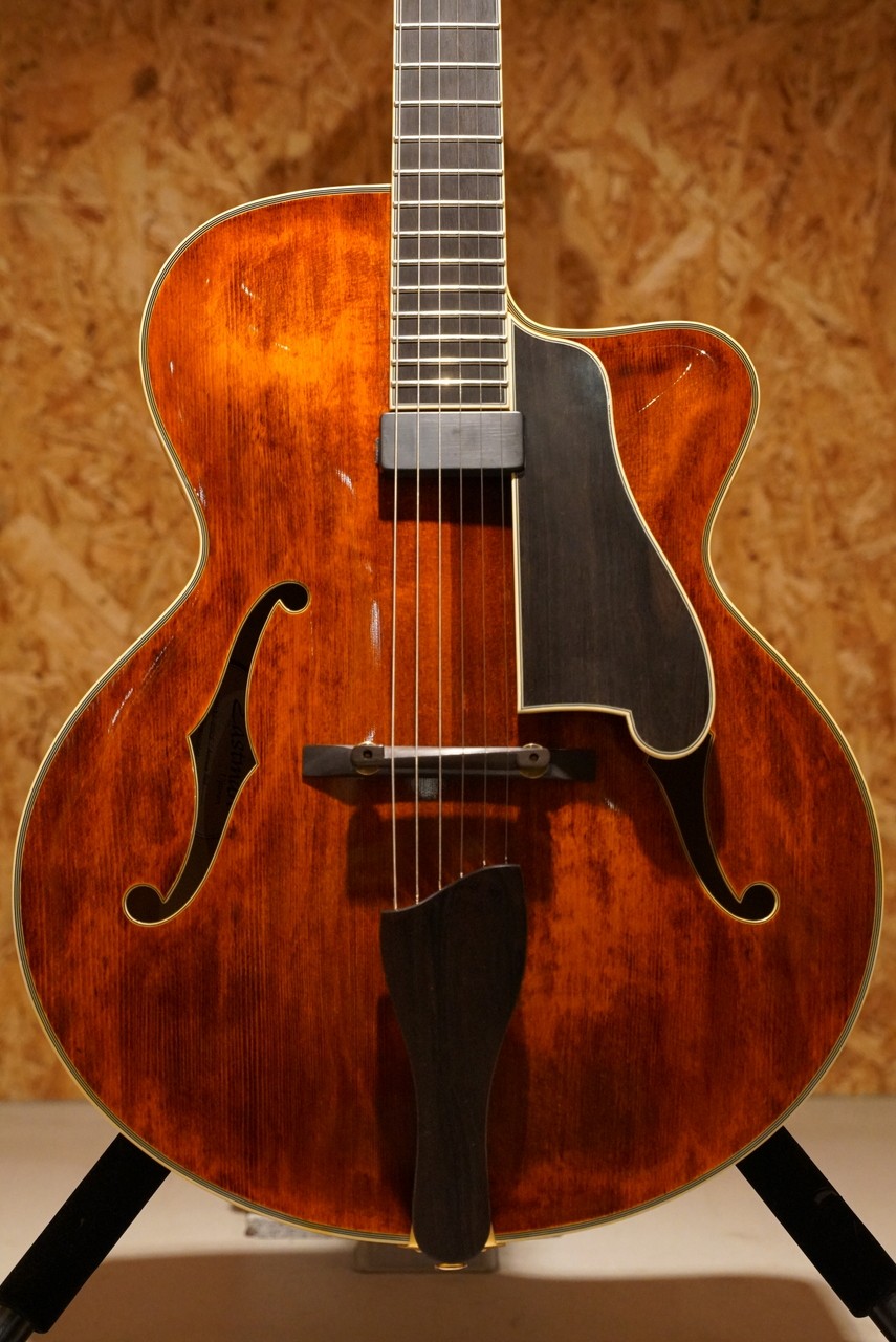 Eastman AR-805CE