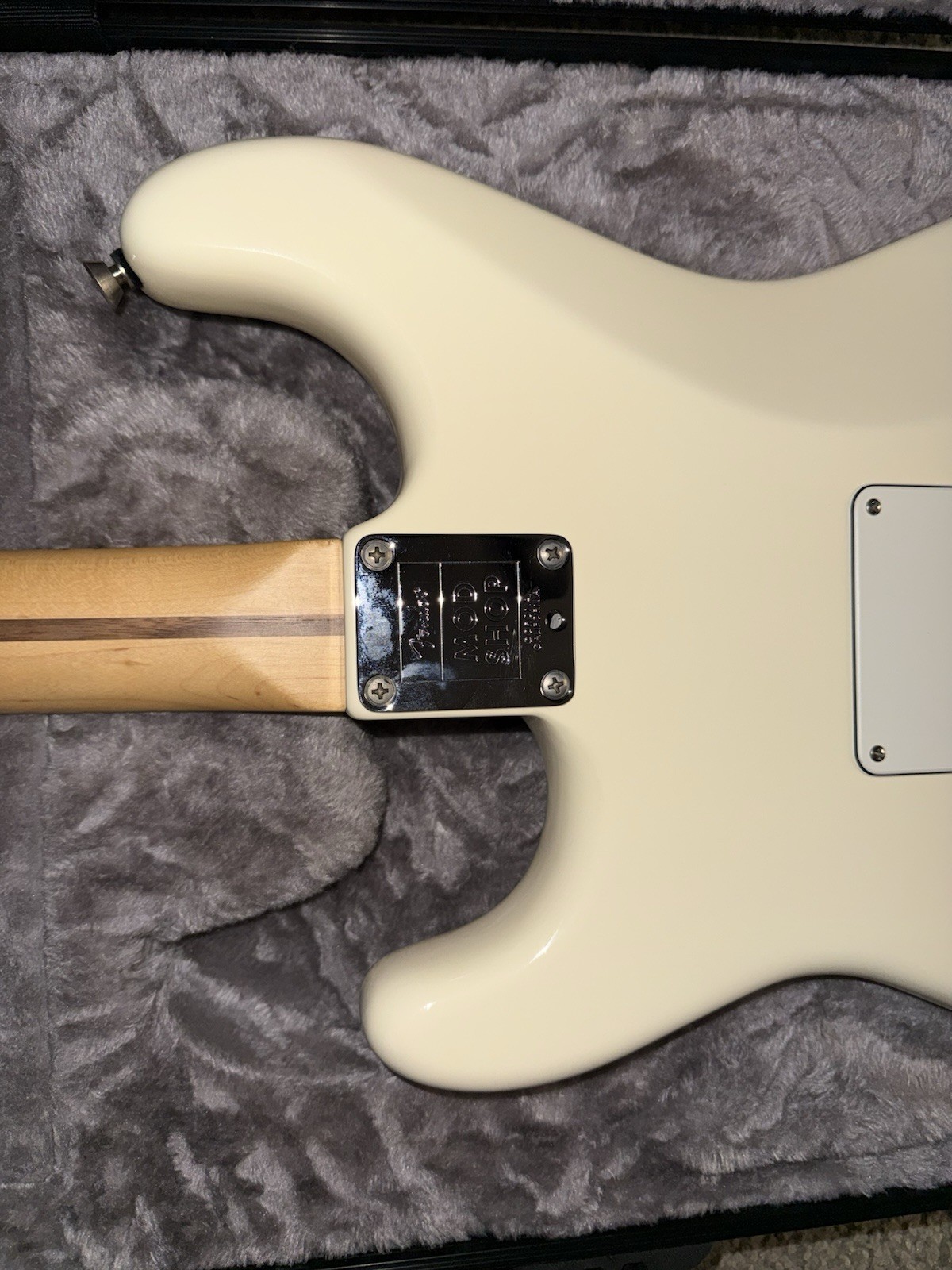 Fender Stratocaster – Olympic White w/ HS Case & All Papers- GOOD Mod Shop