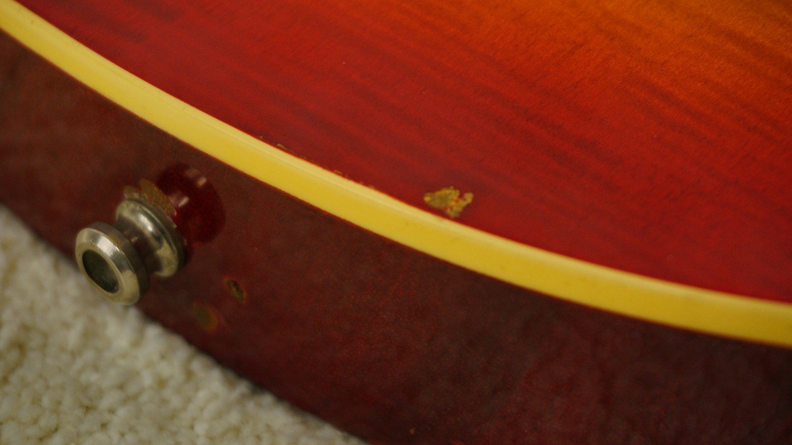 Tokai Love Rock LS-70 1994 – Quilted Top Cherry Sunburst Japan