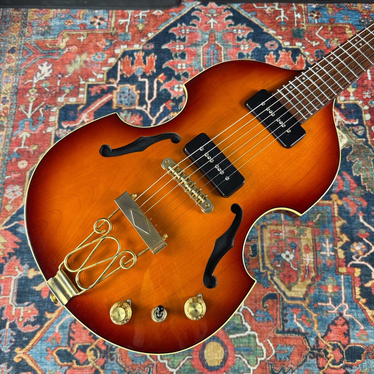 Yamaha VG STD Violin Guitar Aska Artist Model with P-90’s – 1998