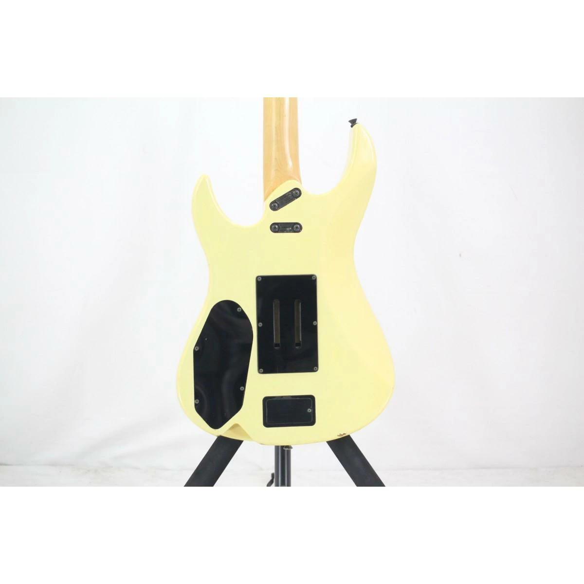YAMAHA RGX820J Electric Guitar