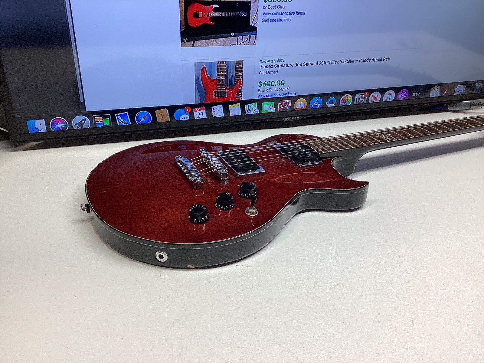 ALBANEZ ELECTRIC GUITAR Dark RED W CASE MUSIC CUSTOM BAND Sharp Bass Music Clean