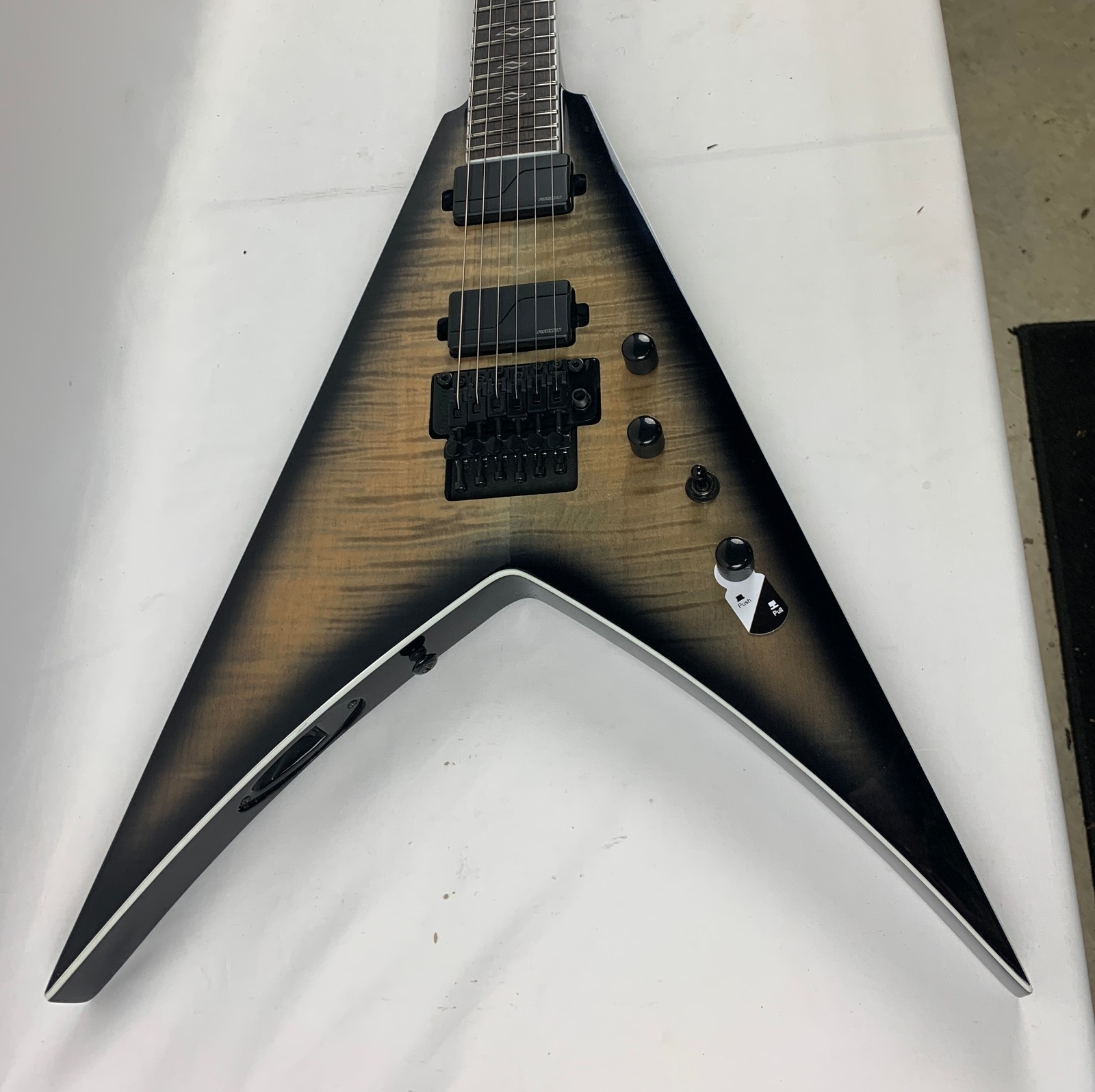 Dean Vengeance Select Floyd Fluence Electric Guitar Charcoal Burst BRAND NEW