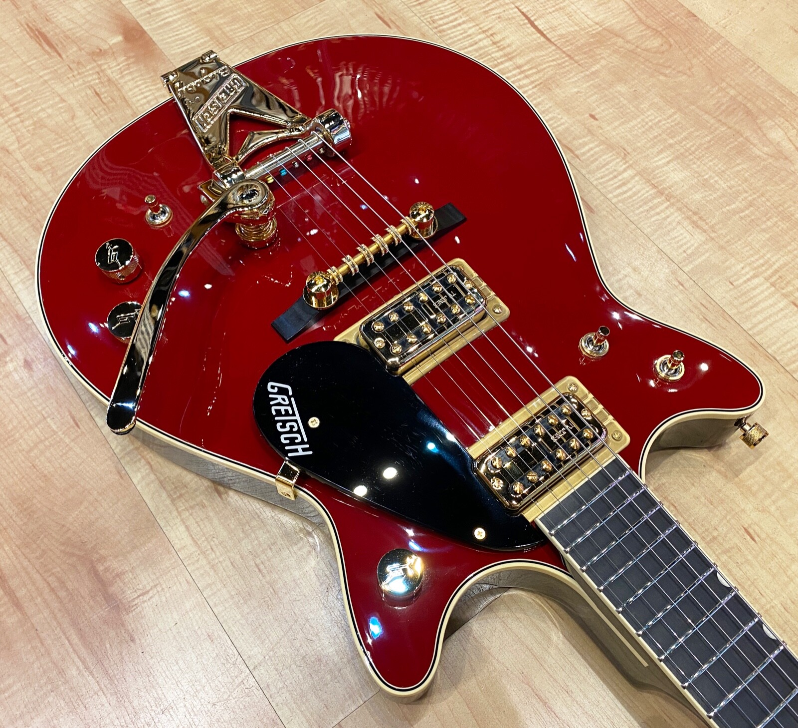 Gretsch G6131T-62 Vintage Select ’62 Jet Firebird with Bigsby (Firebird Red)