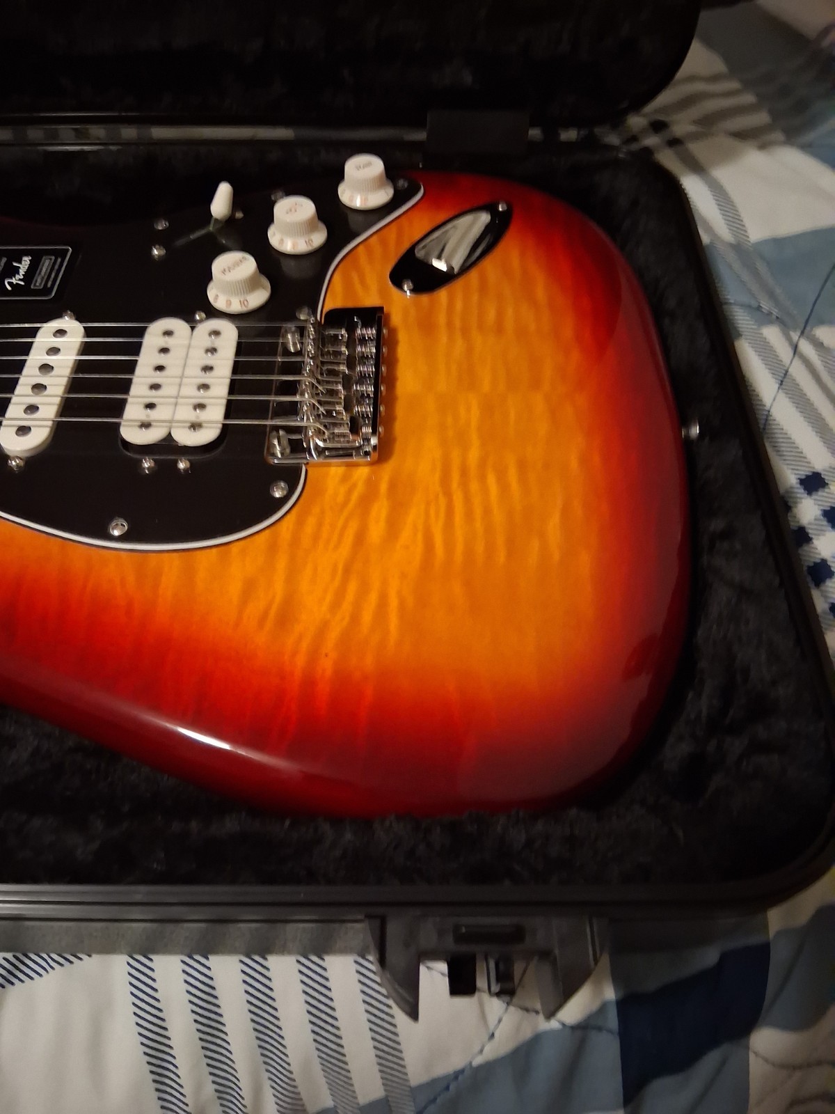 Fender Player Stratocaster HSS Plus TOP Aged Cherry Burst. New