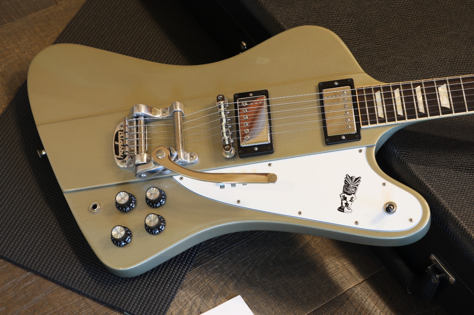 2013 Gibson Elliot Easton “Tikibird” Firebird Guitar Gold Mist Poly + OHSC
