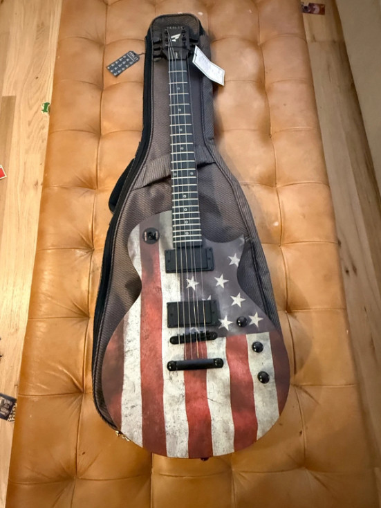 NEW AMERICAN FLAG LP STYLE Fesley FLP400 Electric Guitar. NICE!! FAST SHIPPING!