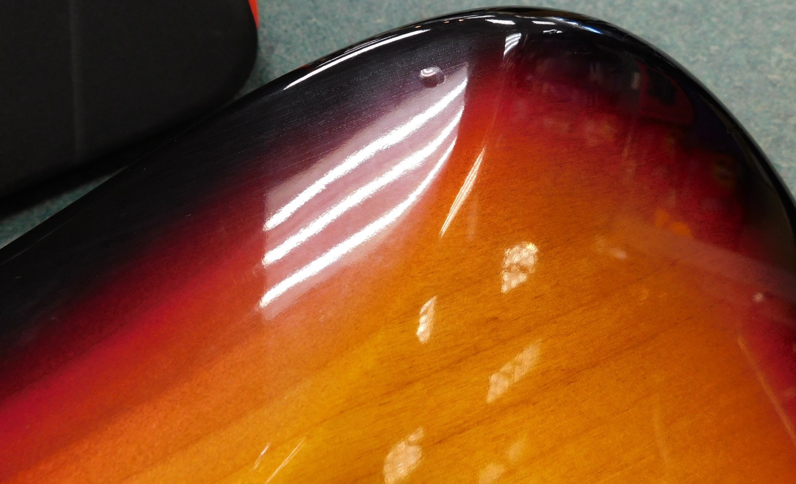 Fender USA American Deluxe Stratocaster – Rosewood FB – 3TSB – 010-1200-700