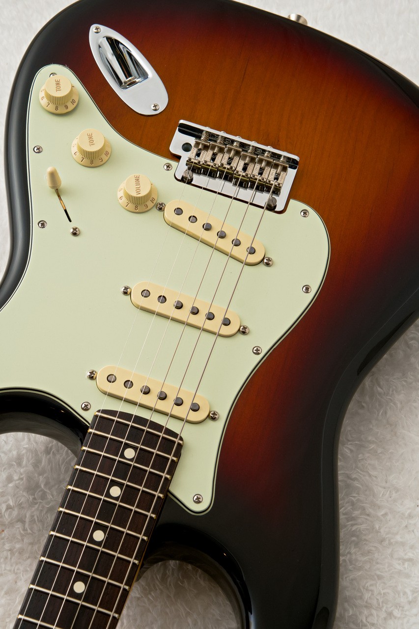 Fender AMERICAN PROFESSIONAL STRATOCASTER Mod. 3TSB 3.83kg #GGge6