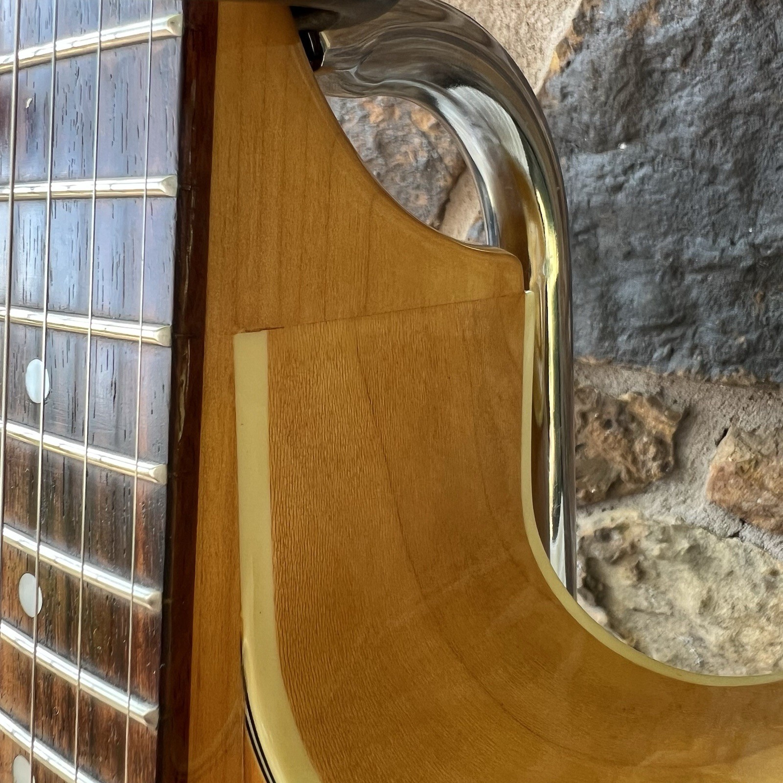 DeArmond X-135 – Hollow Body Electric Guitar – Natural – USED