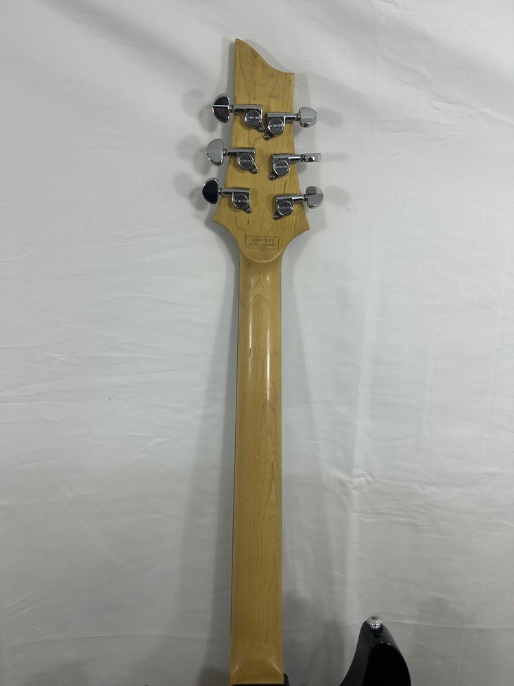 Schecter Diamond Series Omen-6 Electric Guitar W gig bag