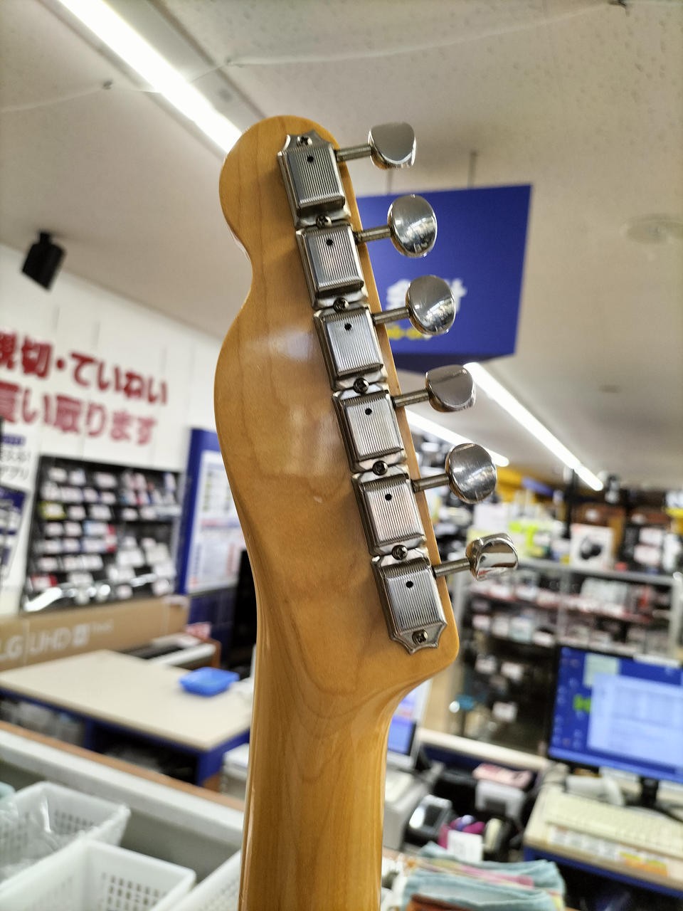 FENDER Pink Paisley Telecaster Type Electric Guitar