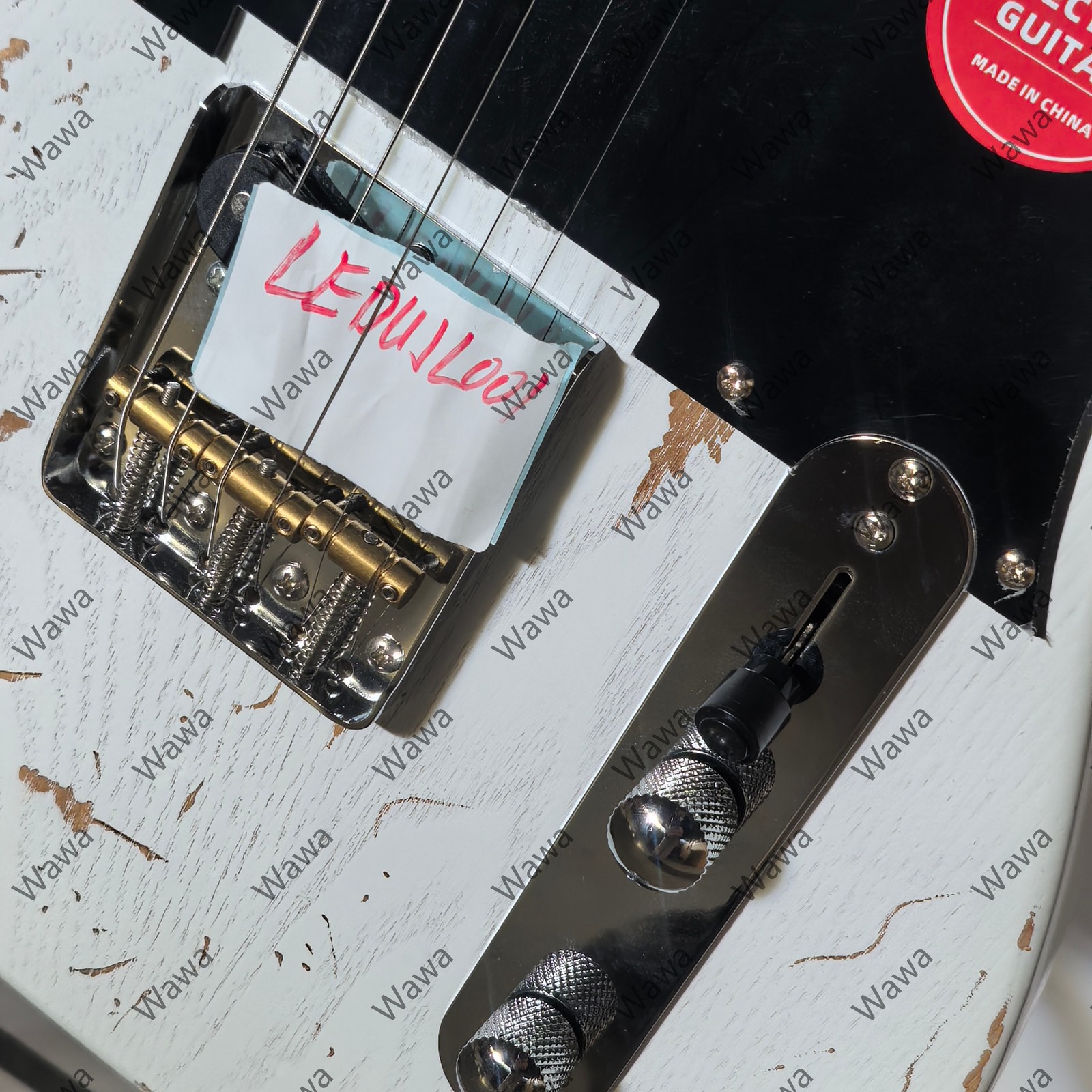 Heavy White Guitar Natural Ash Grain Revealed Maple Neck Black Pickguard