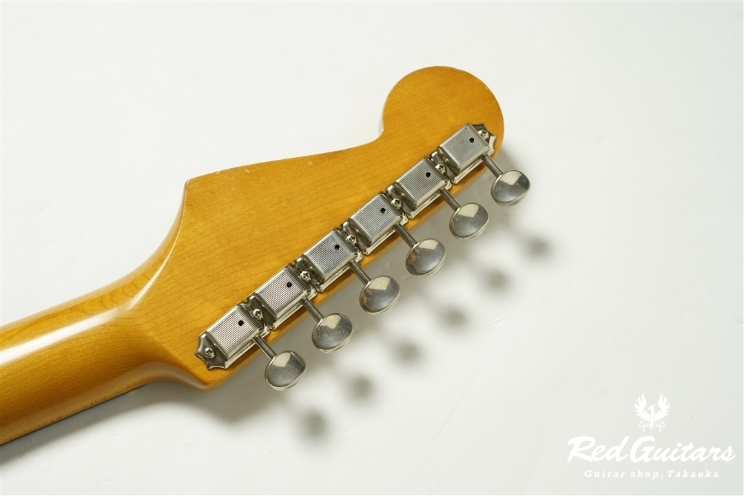 Fender Japan ST62-53 – 3 Tone Sunburst (no260702)