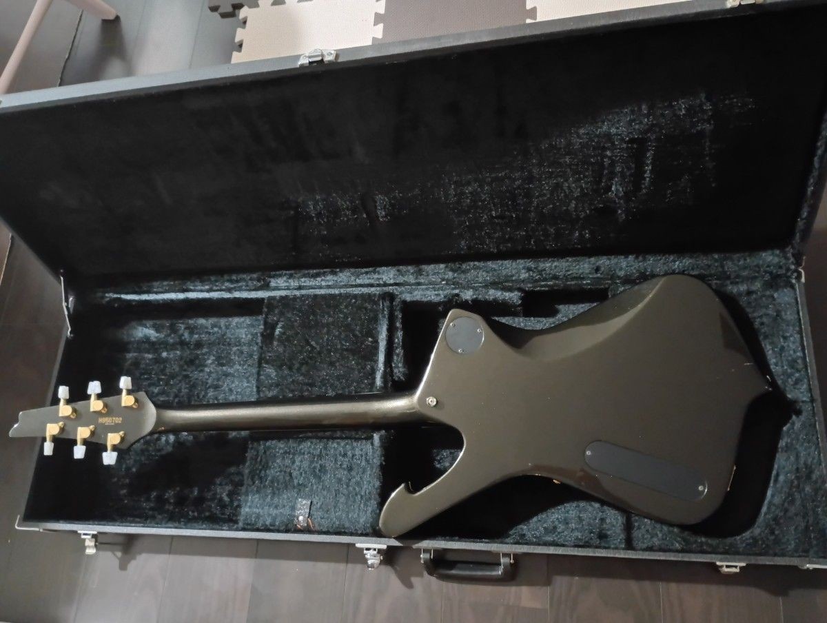 Ibanez PS10 LTD KISS Paul Stanley Hard Case