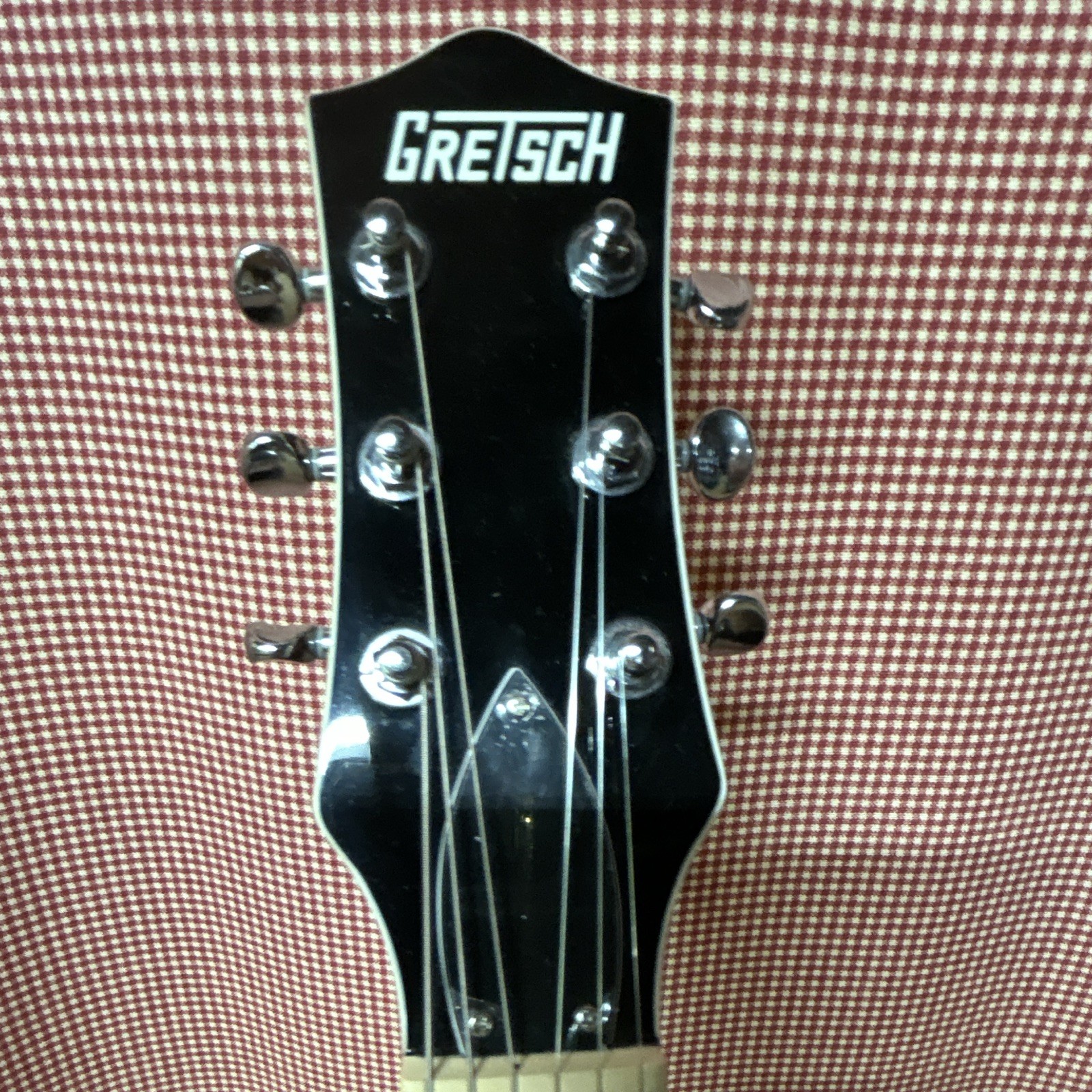 Gretsch G5220 Electromatic Solid Body 6-String Right-Handed Electric Guitar, Red