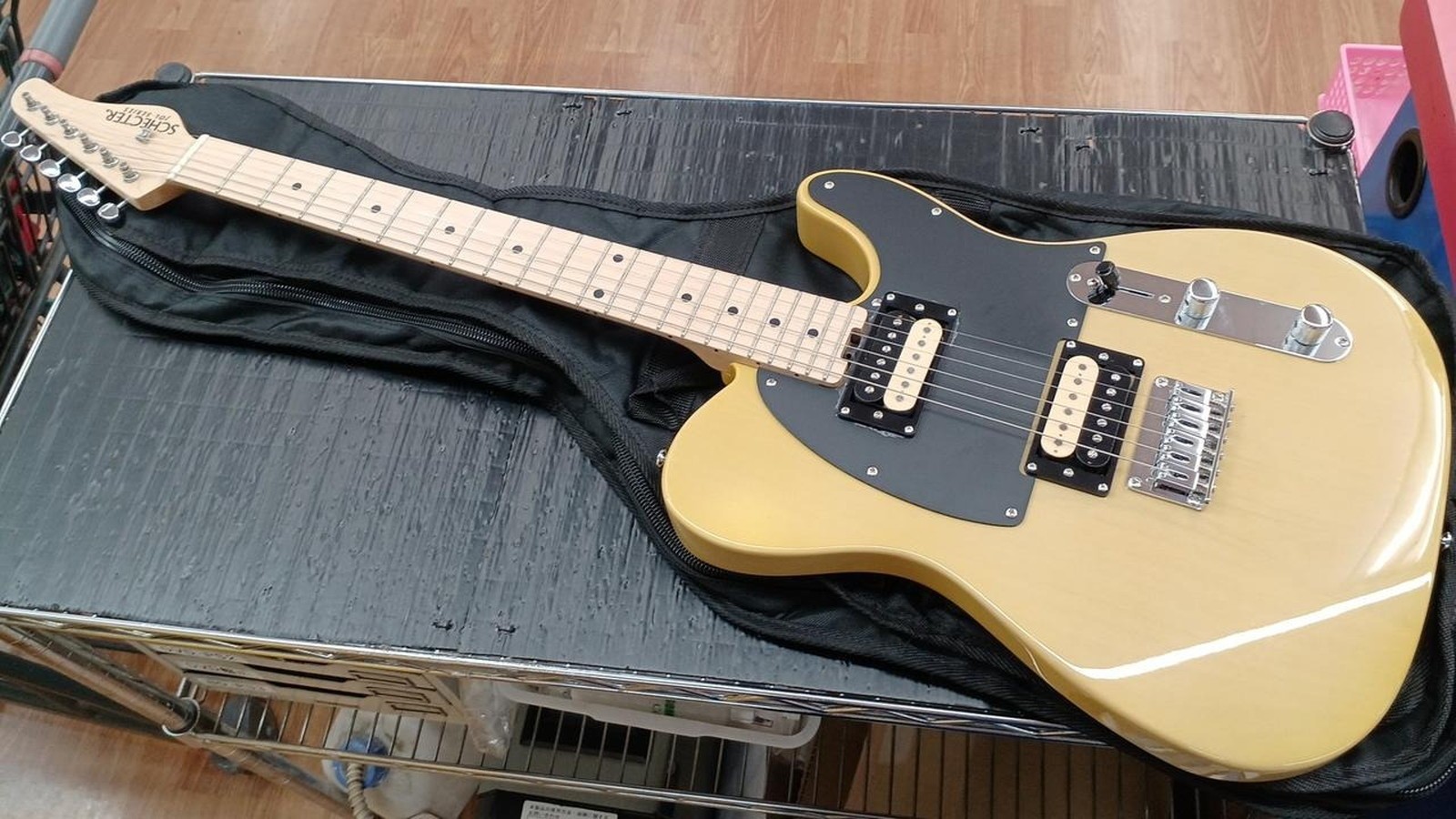 SCHECTER OL-TE-2H-FXD/BSC/M Used Alder body Maple neck Maple fingerboard Blonde