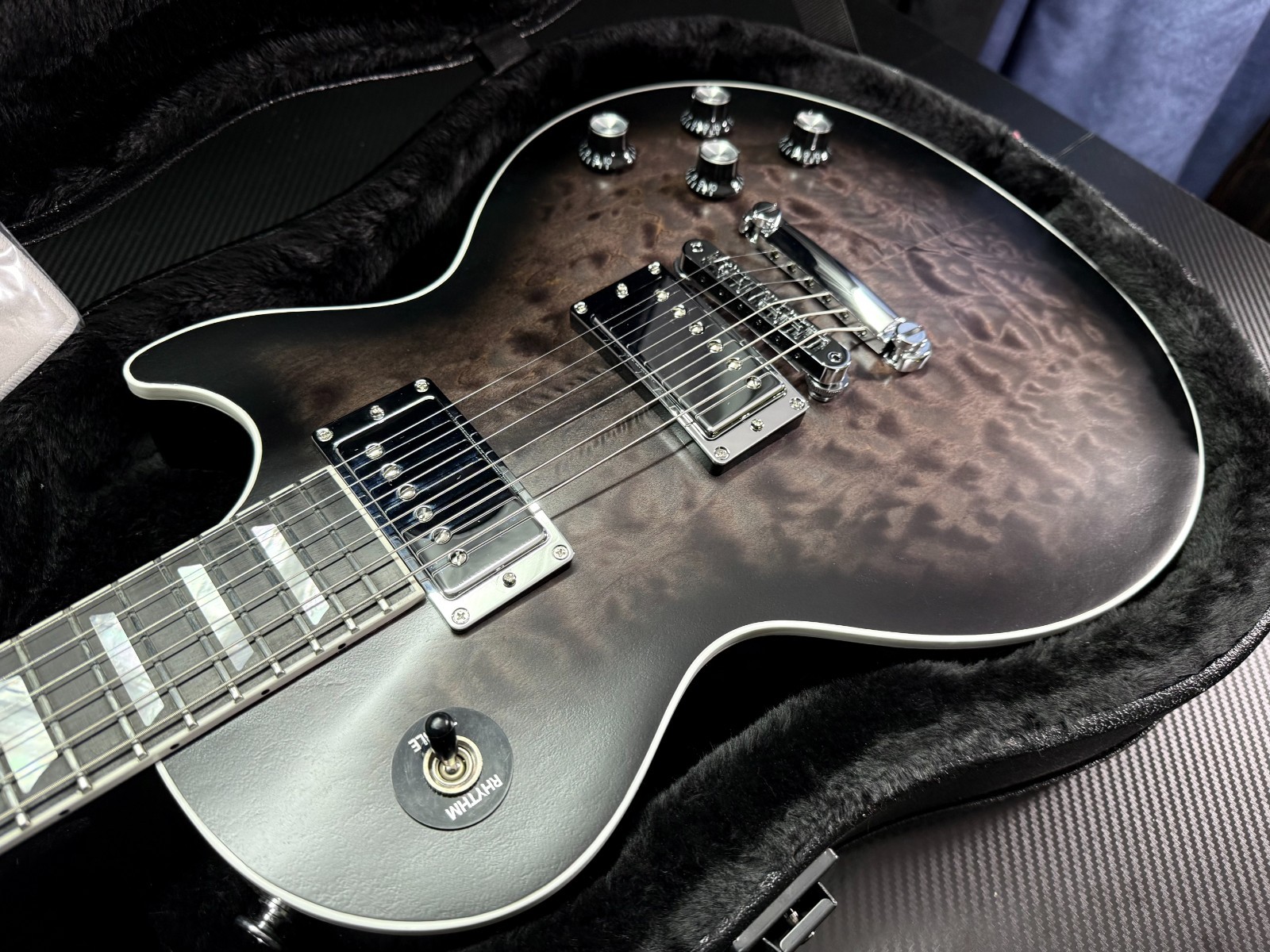 2026 Gibson Mark Morton Les Paul Modern Quilt – Translucent Ebony Burst Satin
