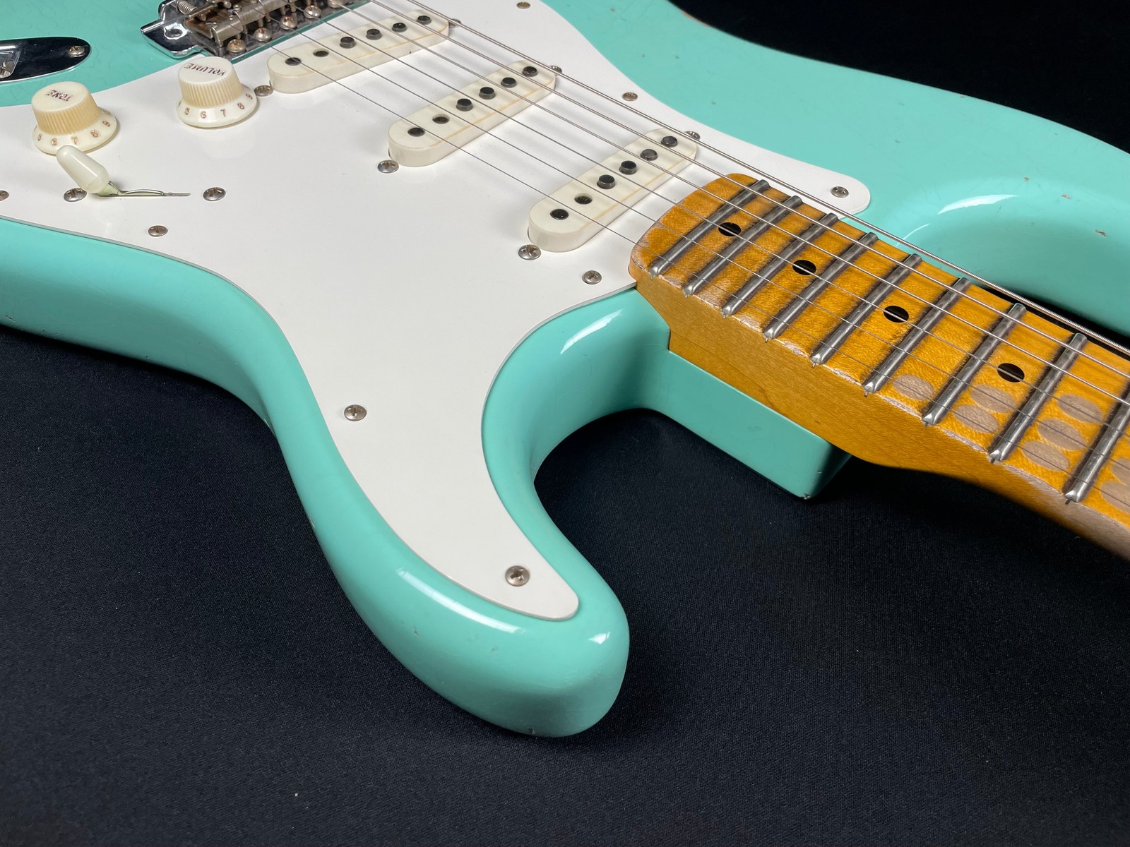 Fender Custom Shop Limited Fat ’50s Strat Relic – Faded Aged Sea Foam Green