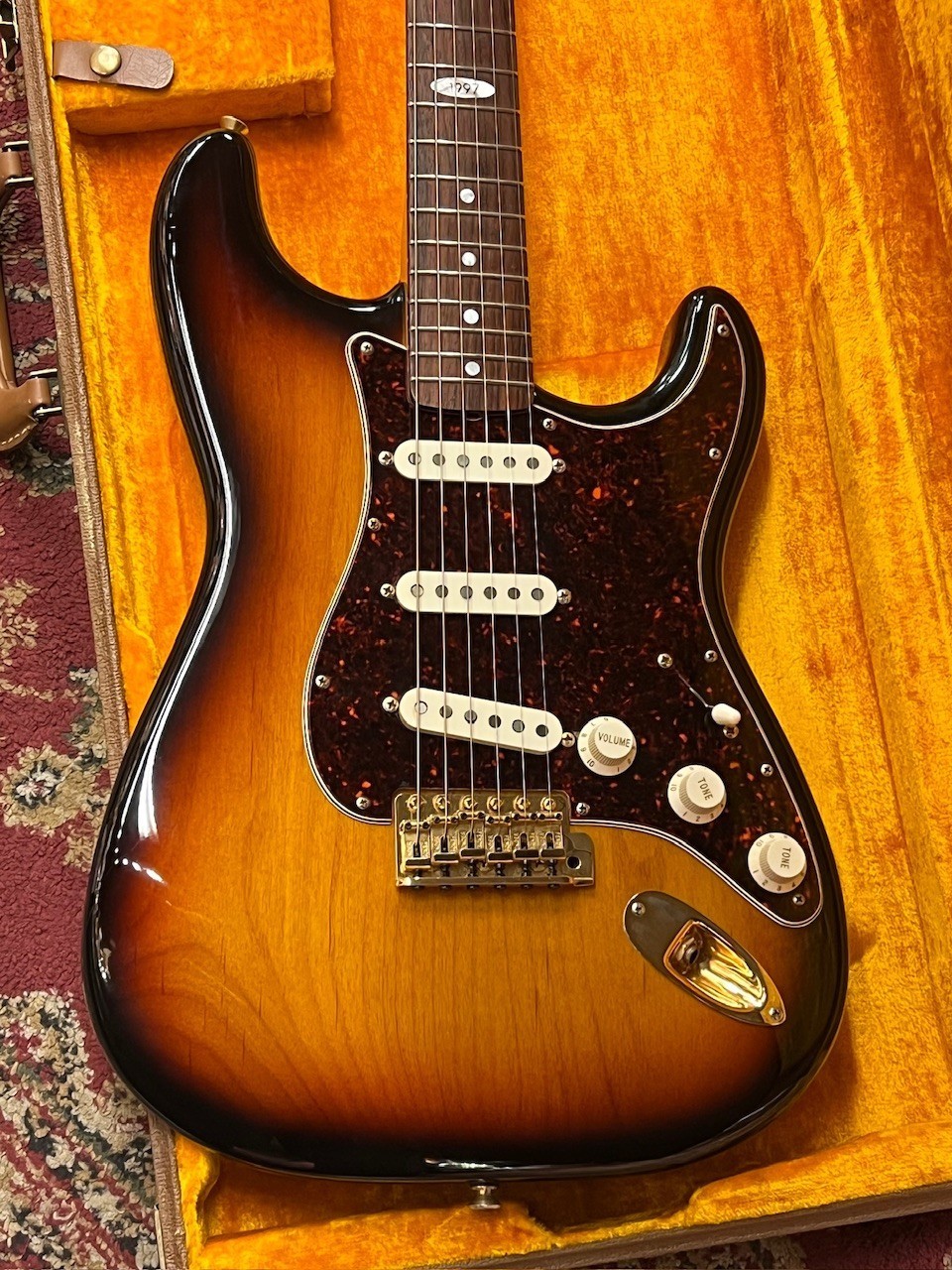 Fender Collectors Edition Stratocaster 3 Color Sunburst Used Electric [AUTH]