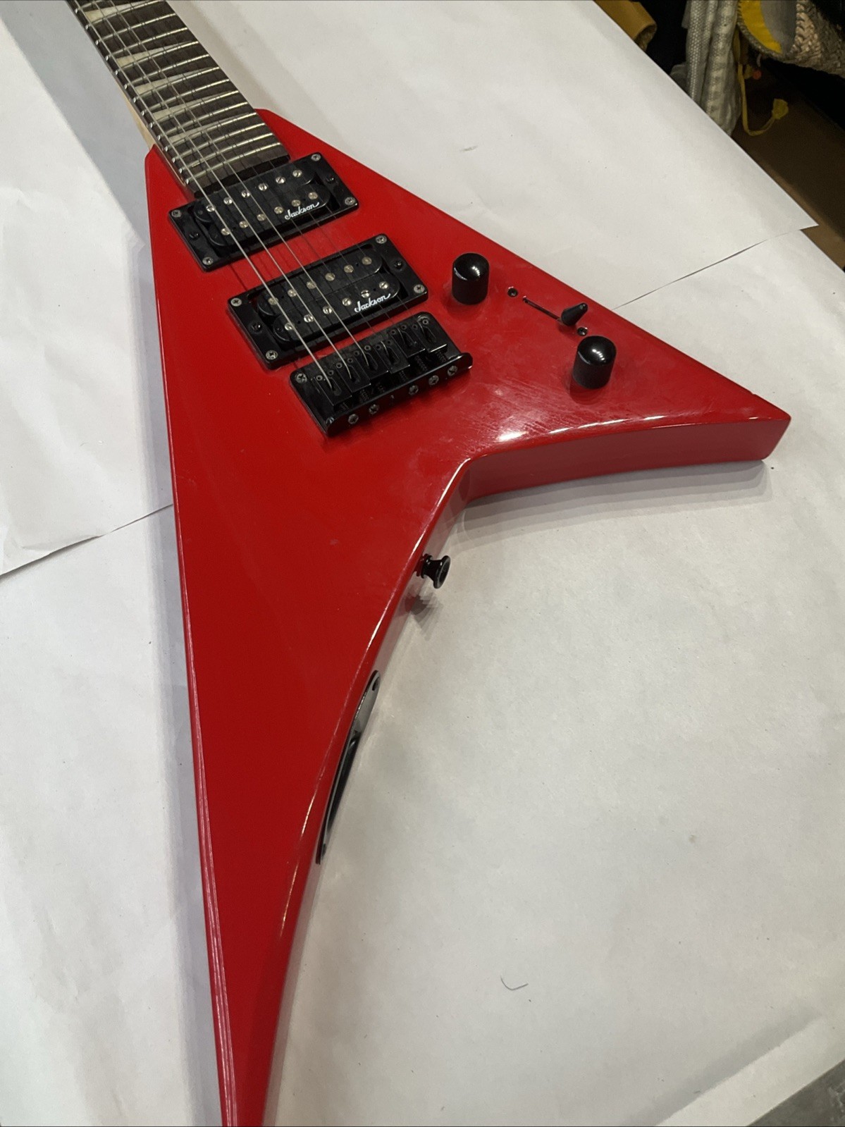 Jackson JS Series King V™ JS32T Electric Guitar, Ferrari Red