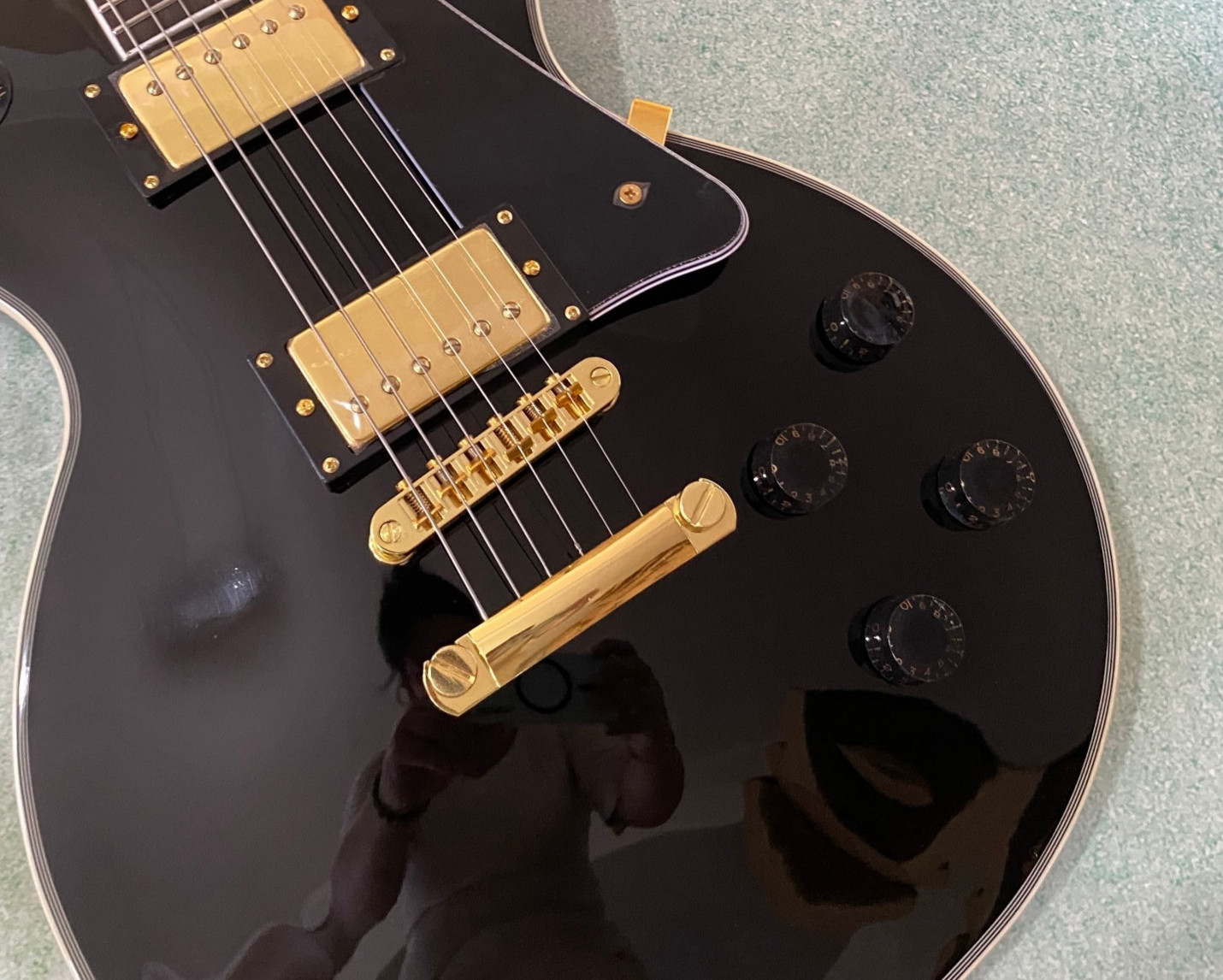 ⏰FLASH DEAL! Midnight Black Solid Electric Guitar 6-String Gold hardware