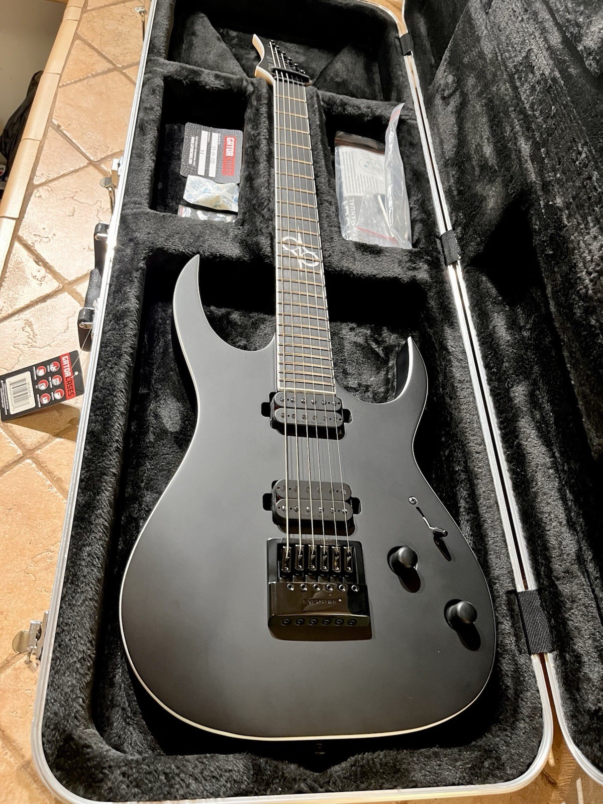 Solar S1.6C+ – Carbon Matte Black Electric Guitar – Evertune Bridge – With Case