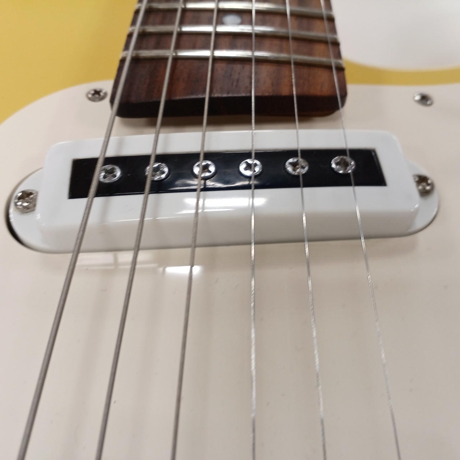 YAMAHA SGV-300 Used Alder body Maple neck Rosewood fingerboard Yellow