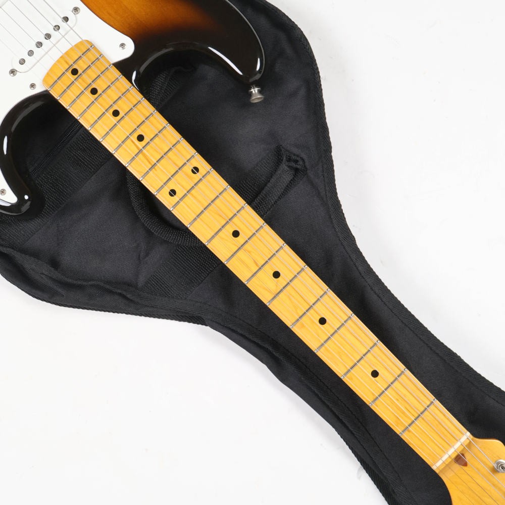 Fender Japan ST57-66US T (Tabacco Sunburst) Used 2006 Basswood body w/Soft case