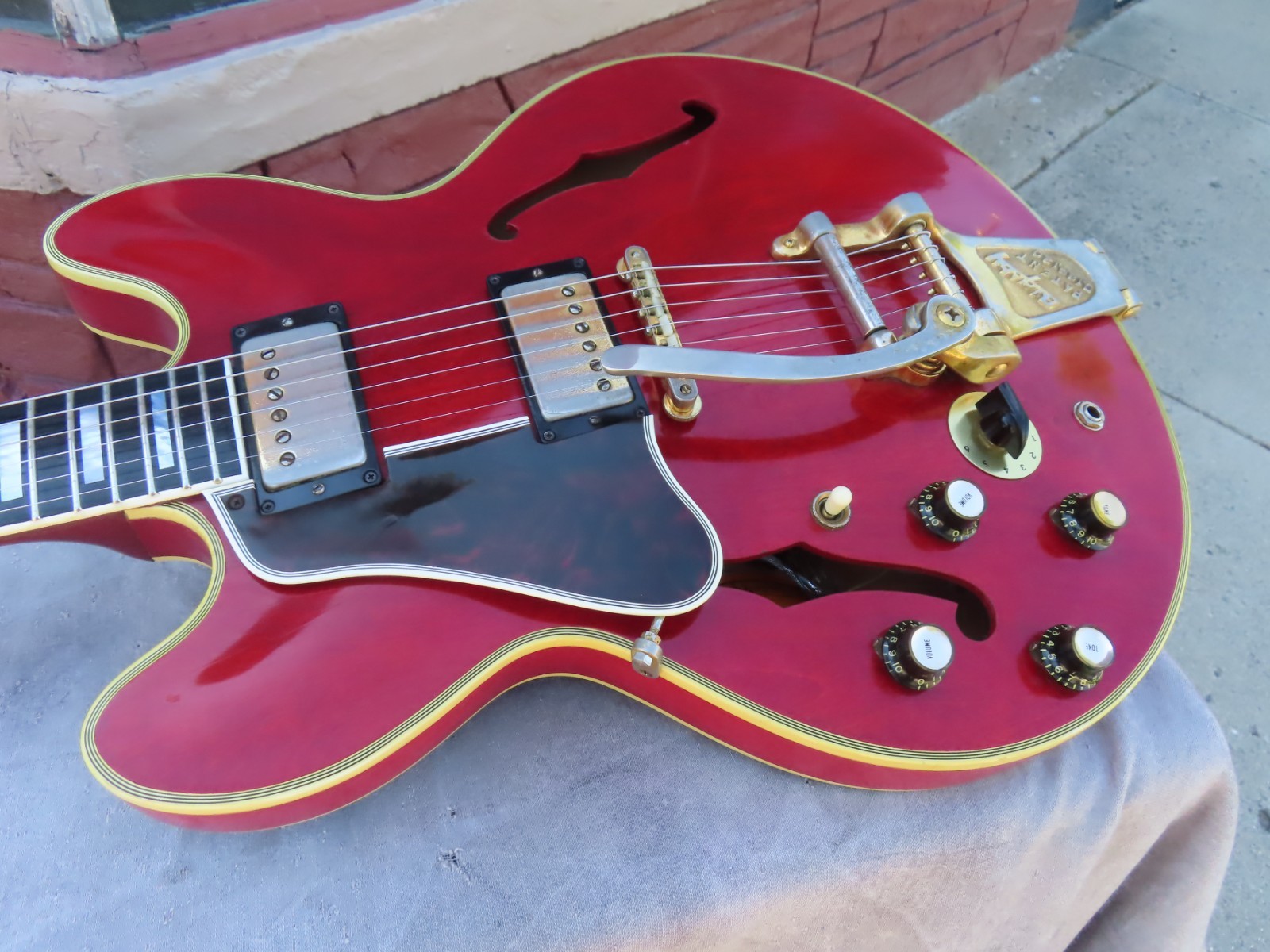 GIBSON 1966 ES-355-TD-SV CHERRY LEFT HANDED BIGSBY 1 OWNER ORIGINAL AMAZING!
