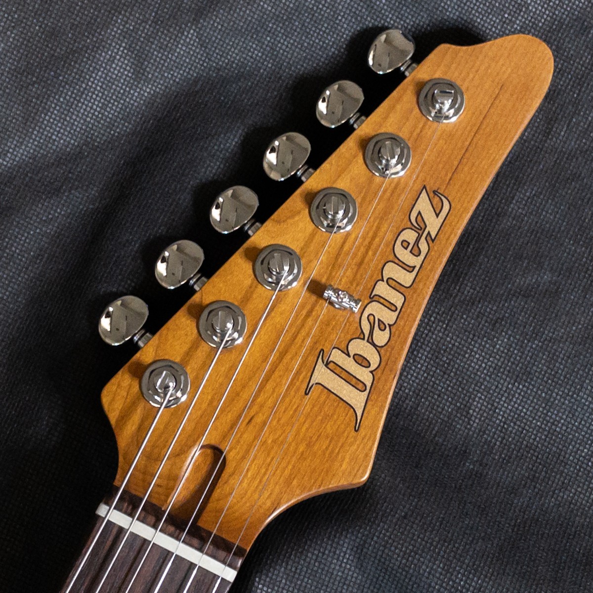 Ibanez AZ2204N AWD Antique White Blonde AZ Prestige Series 338441