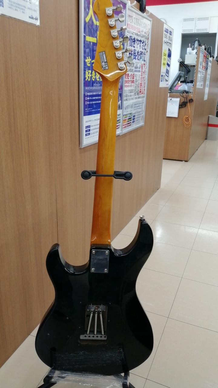 YAMAHA PAC612VIIFM Electric Guitar-05