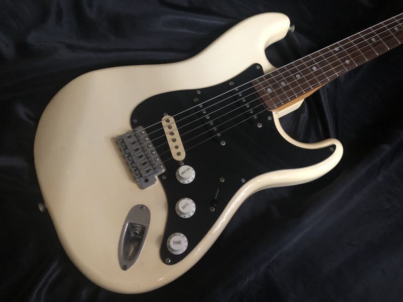 Fender Japan / ST-72 / CST-50R / A serial 1985 Electric Guitar [USED]*