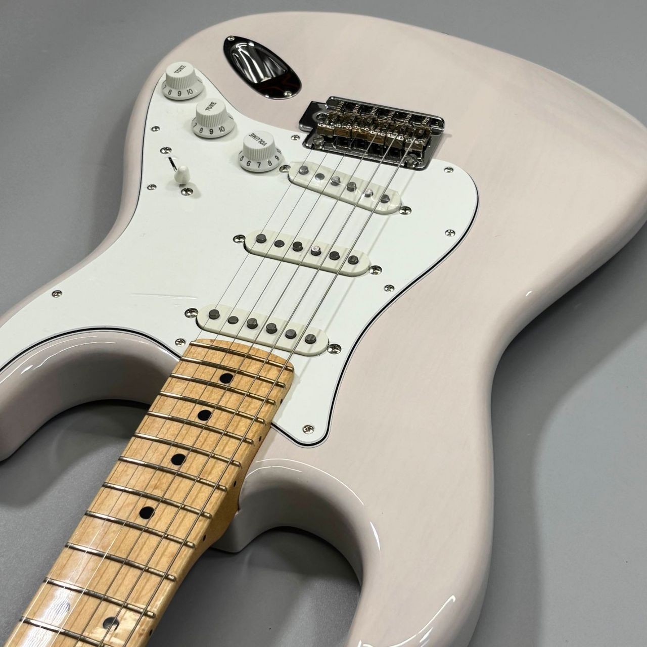 Fender Made in Japan Hybrid II Stratocaster US Blonde 3.40kg