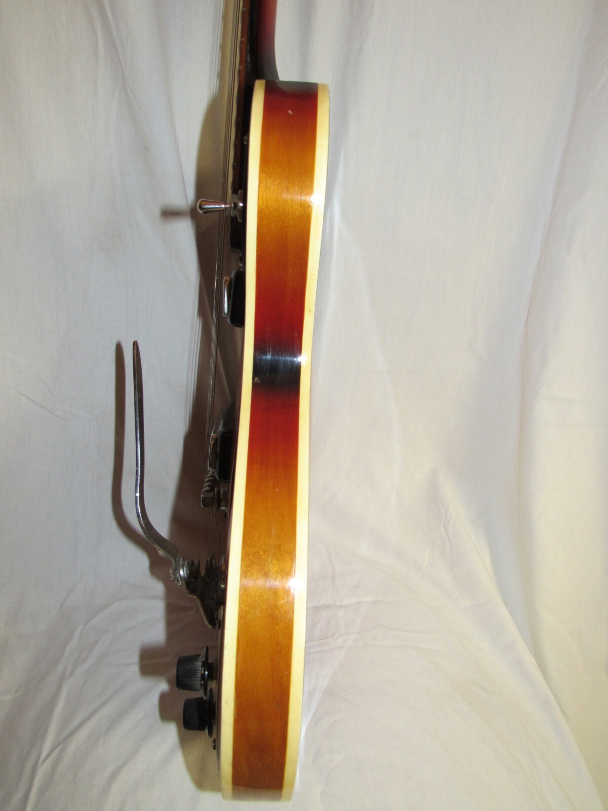 1964-1968 Teisco EP 2T Del Rey Electric Guitar “Dark Sunburst”