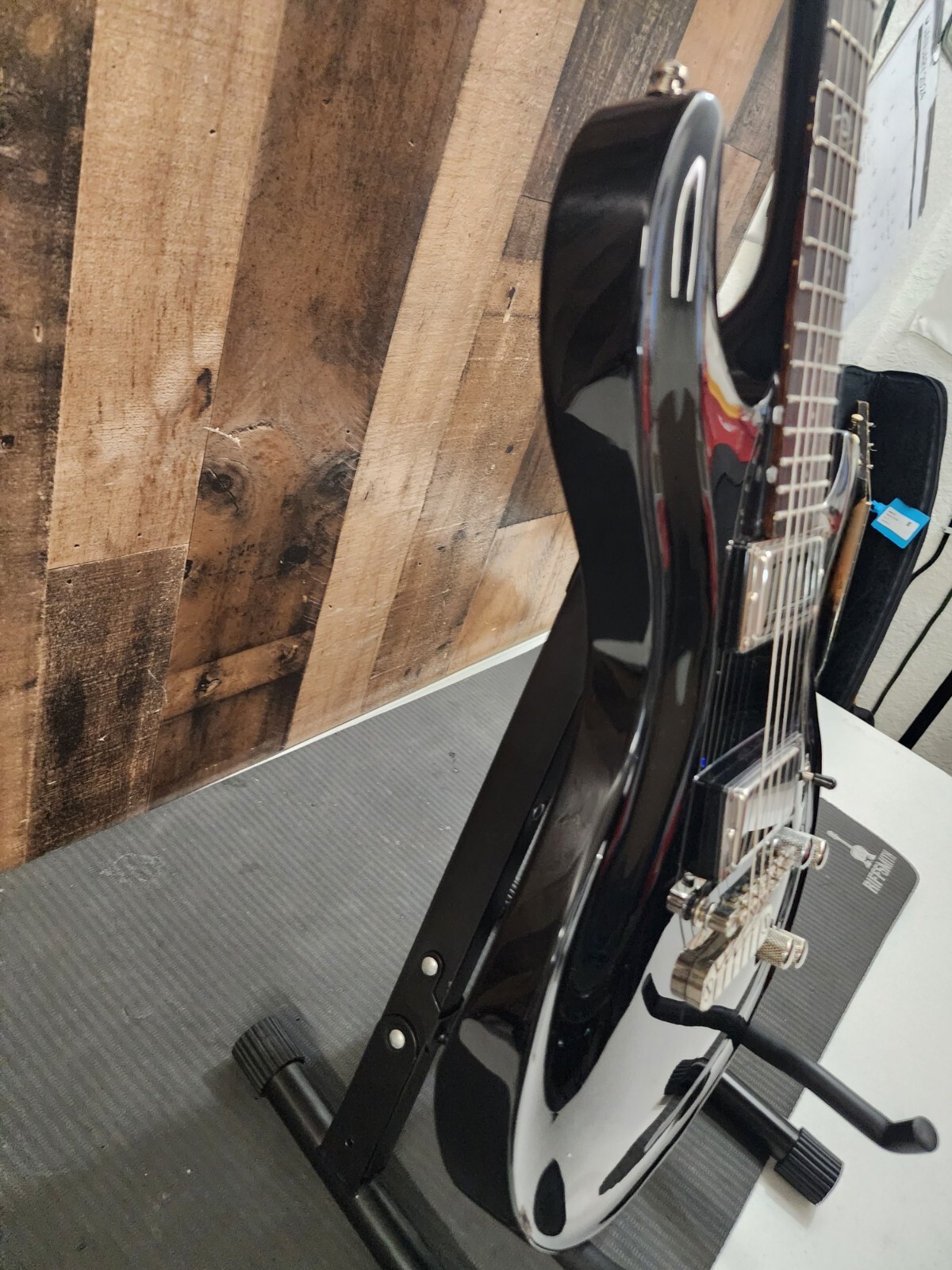 DEAN Electric Guitar HARDTAIL Made In Korea.Emgs 81/85