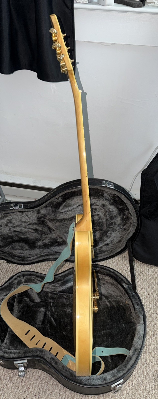 Epiphone Sheraton II Semi-Hollow Body Natural w/Hard Case