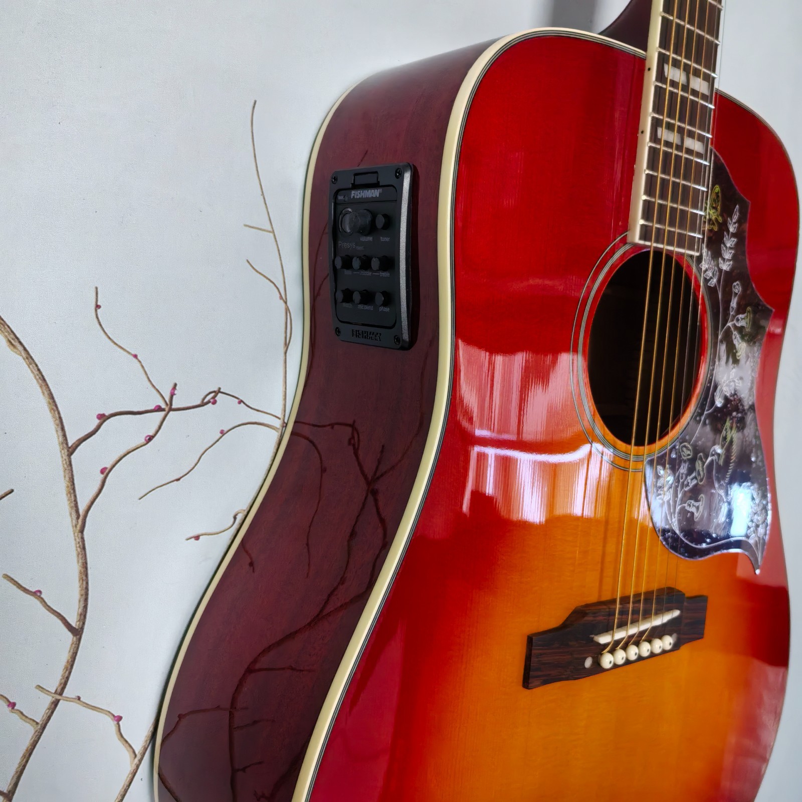 Hummingbird Cherry Red Gradient Acoustic Guitar Spruce Top 6 String