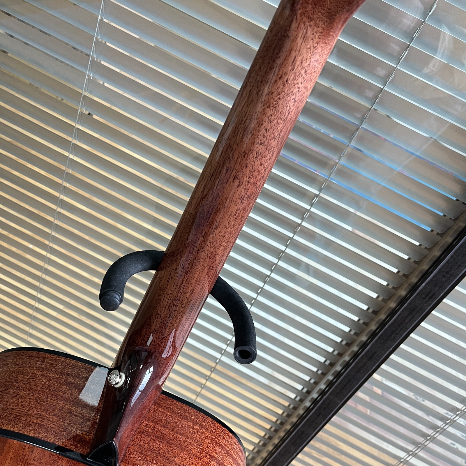Ship US D-18 Acoustic Guitar 41″ Full Size Solid Wood Body Black Pickguard