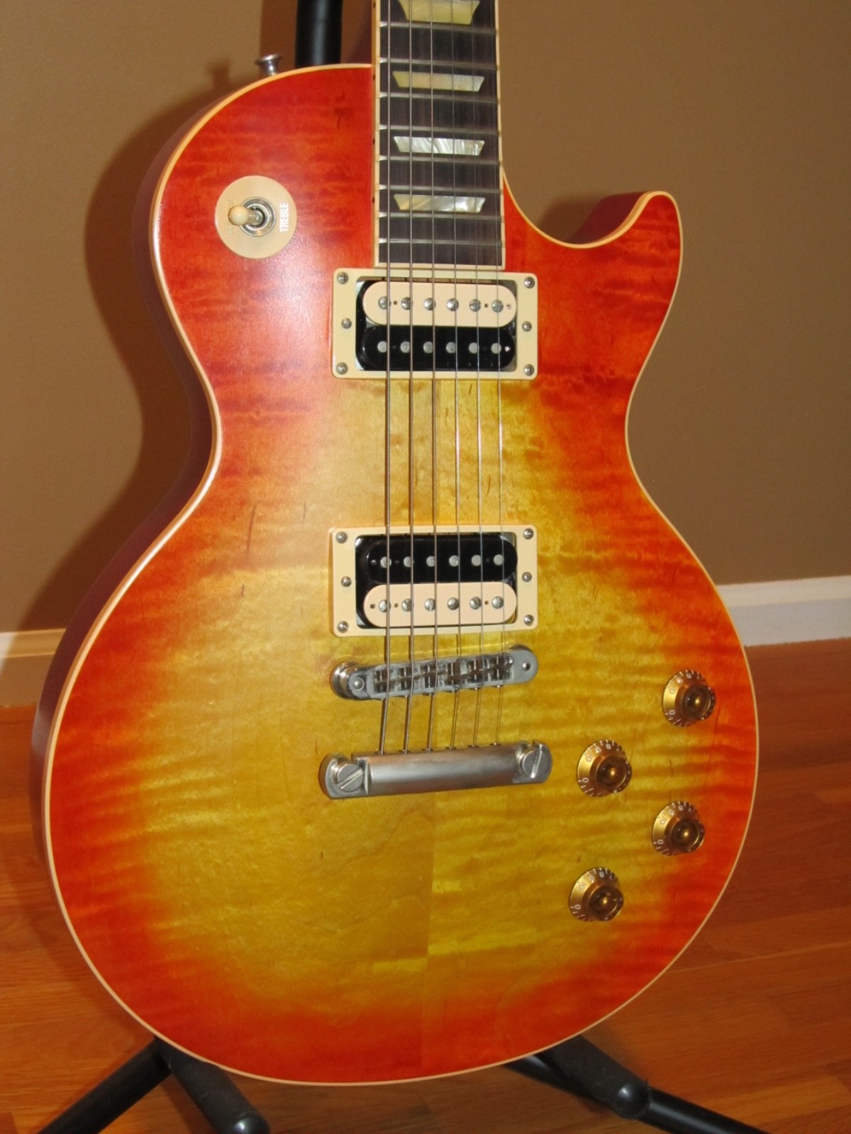 2005 Gibson Les Paul Standard Cherry Burst Faded Guitar