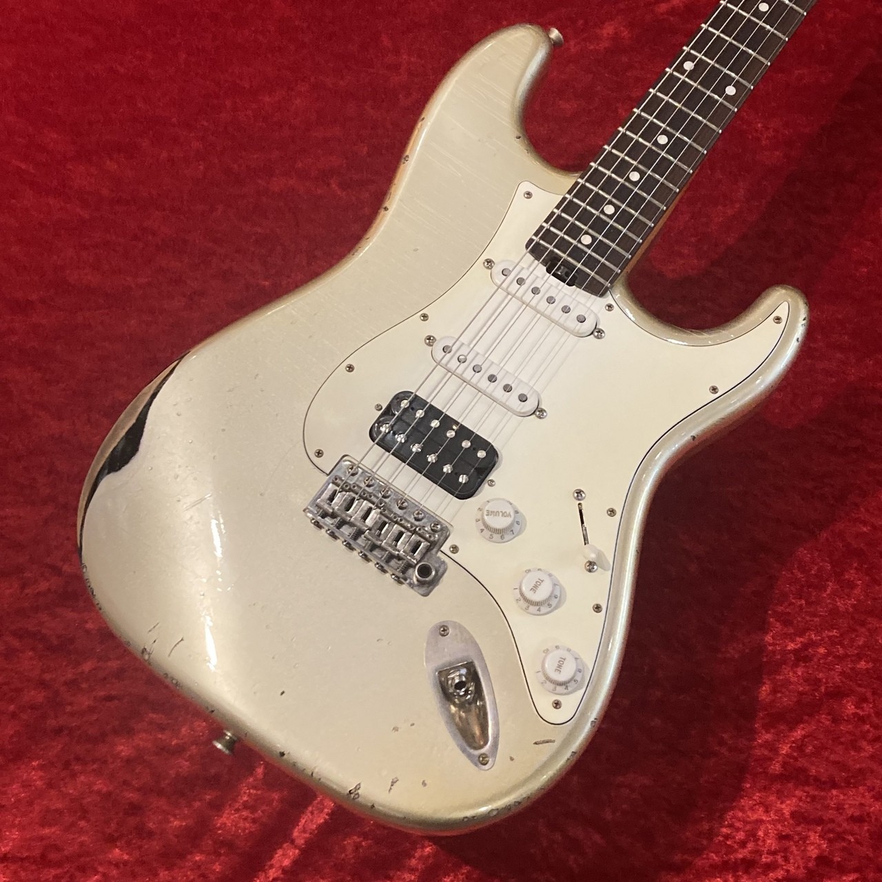 Iconic Guitars John Cruz Solana Shoreline Gold Over Black 3.31kg Electric Guitar