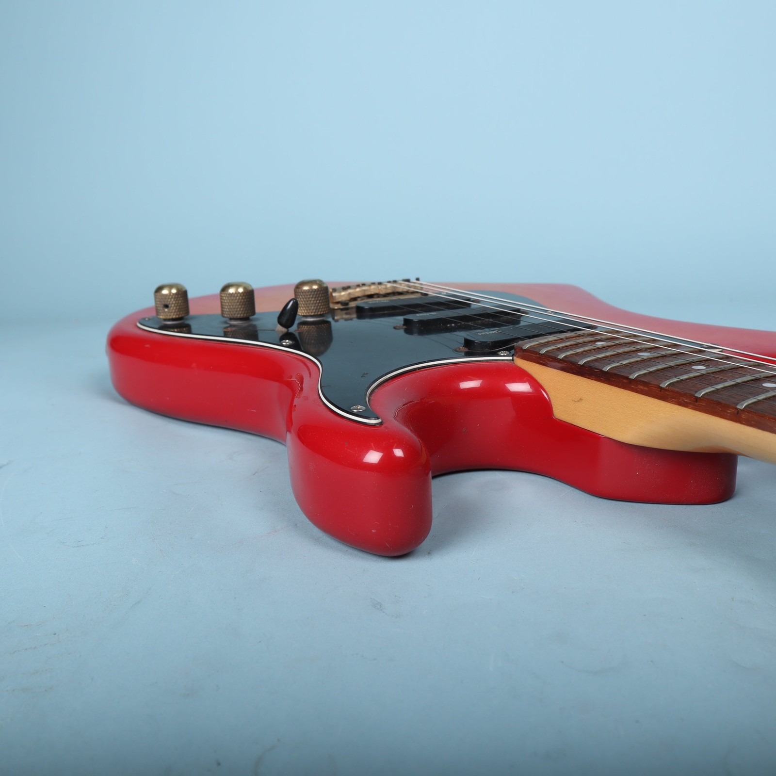 Yamaha SE903A Stratocaster Active Electric Guitar Cherry Sunburst