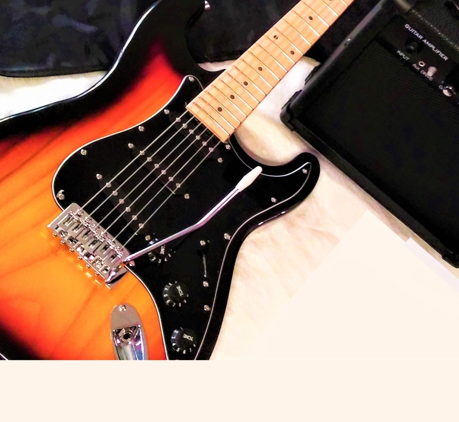 🎸HOLIDAY SPECIAL!🎸+AMP! S Style Electric Guitar +Soft Case/Gig Bag +Strap!