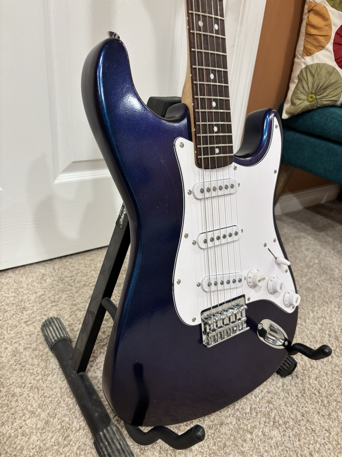 Custom Hardtail Stratocaster – Blue to Purple Nebula