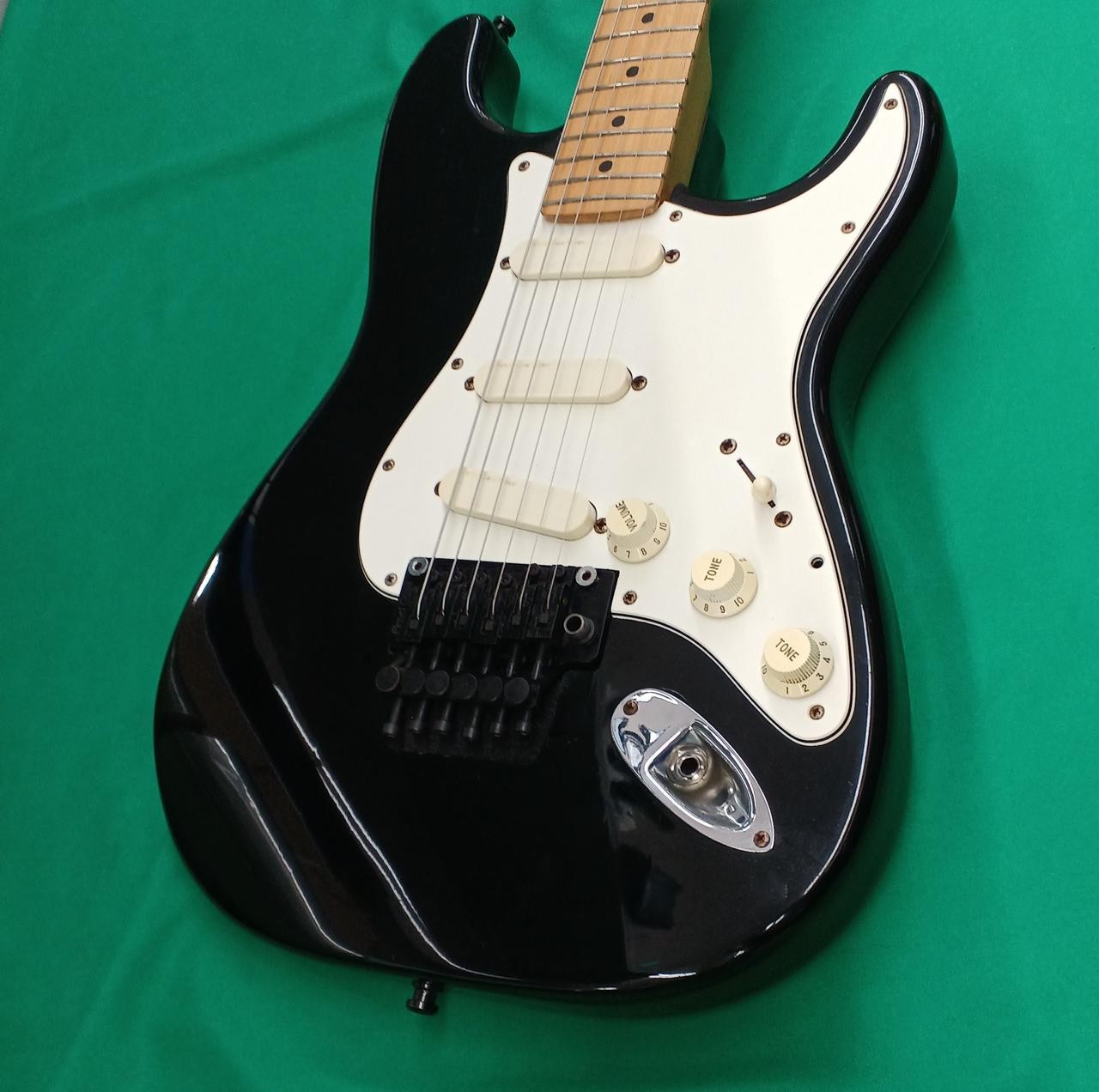 Fender Eric Clapton Stratocaster MOD Used Electric Guitar [AUTH]